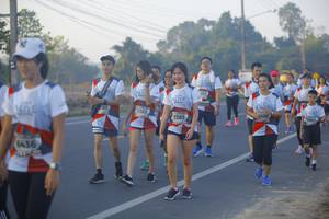 BIB: 7202, 7561, 7283, 6436
                            <button type="button" onclick="openModal(6437798)" class="btn btn-primary btn-sm float-right btn-popup" data-toggle="modal" data-target=".modal-high-quality">
                        <i class="fas fa-shopping-cart"></i> Add to Cart
                    </button>
                                            <button type="button" onclick="isThisMe(6437798, true)" class="btn btn-success btn-sm float-right btn-popup btn-isme hidden" data-toggle="tooltip" data-placement="bottom" title="นี่คือรูปของคุณใช่ไหม คลิกที่นี่เพื่อเอาเข้าอัลบั้ม">
                        <i class="fas fa-plus"></i> Add to album
                    </button>
                    <button type="button" onclick="isThisMe(6437798, false)" class="btn btn-warning btn-sm float-right btn-popup btn-isnotme hidden">
                        <i class="fas fa-ban"></i> Remove from album
                    </button>