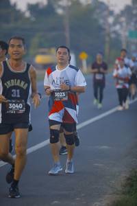 BIB: 3023, 3040
                            <button type="button" onclick="openModal(6427085)" class="btn btn-primary btn-sm float-right btn-popup" data-toggle="modal" data-target=".modal-high-quality">
                        <i class="fas fa-shopping-cart"></i> Add to Cart
                    </button>
                                            <button type="button" onclick="isThisMe(6427085, true)" class="btn btn-success btn-sm float-right btn-popup btn-isme hidden" data-toggle="tooltip" data-placement="bottom" title="นี่คือรูปของคุณใช่ไหม คลิกที่นี่เพื่อเอาเข้าอัลบั้ม">
                        <i class="fas fa-plus"></i> Add to album
                    </button>
                    <button type="button" onclick="isThisMe(6427085, false)" class="btn btn-warning btn-sm float-right btn-popup btn-isnotme hidden">
                        <i class="fas fa-ban"></i> Remove from album
                    </button>