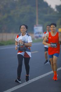 BIB: 3676
                            <button type="button" onclick="openModal(6429019)" class="btn btn-primary btn-sm float-right btn-popup" data-toggle="modal" data-target=".modal-high-quality">
                        <i class="fas fa-shopping-cart"></i> Add to Cart
                    </button>
                                            <button type="button" onclick="isThisMe(6429019, true)" class="btn btn-success btn-sm float-right btn-popup btn-isme hidden" data-toggle="tooltip" data-placement="bottom" title="นี่คือรูปของคุณใช่ไหม คลิกที่นี่เพื่อเอาเข้าอัลบั้ม">
                        <i class="fas fa-plus"></i> Add to album
                    </button>
                    <button type="button" onclick="isThisMe(6429019, false)" class="btn btn-warning btn-sm float-right btn-popup btn-isnotme hidden">
                        <i class="fas fa-ban"></i> Remove from album
                    </button>