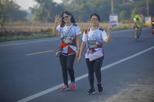 BIB: 7376, 7501
                            <button type="button" onclick="openModal(6442192)" class="btn btn-primary btn-sm float-right btn-popup" data-toggle="modal" data-target=".modal-high-quality">
                        <i class="fas fa-shopping-cart"></i> Add to Cart
                    </button>
                                            <button type="button" onclick="isThisMe(6442192, true)" class="btn btn-success btn-sm float-right btn-popup btn-isme hidden" data-toggle="tooltip" data-placement="bottom" title="นี่คือรูปของคุณใช่ไหม คลิกที่นี่เพื่อเอาเข้าอัลบั้ม">
                        <i class="fas fa-plus"></i> Add to album
                    </button>
                    <button type="button" onclick="isThisMe(6442192, false)" class="btn btn-warning btn-sm float-right btn-popup btn-isnotme hidden">
                        <i class="fas fa-ban"></i> Remove from album
                    </button>