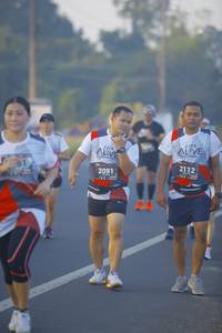 BIB: 2112, 2091
                            <button type="button" onclick="openModal(6434476)" class="btn btn-primary btn-sm float-right btn-popup" data-toggle="modal" data-target=".modal-high-quality">
                        <i class="fas fa-shopping-cart"></i> Add to Cart
                    </button>
                                            <button type="button" onclick="isThisMe(6434476, true)" class="btn btn-success btn-sm float-right btn-popup btn-isme hidden" data-toggle="tooltip" data-placement="bottom" title="นี่คือรูปของคุณใช่ไหม คลิกที่นี่เพื่อเอาเข้าอัลบั้ม">
                        <i class="fas fa-plus"></i> Add to album
                    </button>
                    <button type="button" onclick="isThisMe(6434476, false)" class="btn btn-warning btn-sm float-right btn-popup btn-isnotme hidden">
                        <i class="fas fa-ban"></i> Remove from album
                    </button>