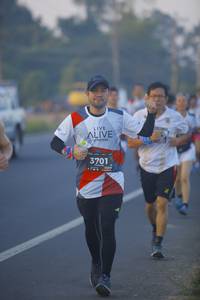 BIB: 3701
                            <button type="button" onclick="openModal(6429101)" class="btn btn-primary btn-sm float-right btn-popup" data-toggle="modal" data-target=".modal-high-quality">
                        <i class="fas fa-shopping-cart"></i> Add to Cart
                    </button>
                                            <button type="button" onclick="isThisMe(6429101, true)" class="btn btn-success btn-sm float-right btn-popup btn-isme hidden" data-toggle="tooltip" data-placement="bottom" title="นี่คือรูปของคุณใช่ไหม คลิกที่นี่เพื่อเอาเข้าอัลบั้ม">
                        <i class="fas fa-plus"></i> Add to album
                    </button>
                    <button type="button" onclick="isThisMe(6429101, false)" class="btn btn-warning btn-sm float-right btn-popup btn-isnotme hidden">
                        <i class="fas fa-ban"></i> Remove from album
                    </button>