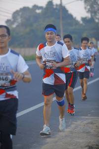 BIB: 300, 946
                            <button type="button" onclick="openModal(6429210)" class="btn btn-primary btn-sm float-right btn-popup" data-toggle="modal" data-target=".modal-high-quality">
                        <i class="fas fa-shopping-cart"></i> Add to Cart
                    </button>
                                            <button type="button" onclick="isThisMe(6429210, true)" class="btn btn-success btn-sm float-right btn-popup btn-isme hidden" data-toggle="tooltip" data-placement="bottom" title="นี่คือรูปของคุณใช่ไหม คลิกที่นี่เพื่อเอาเข้าอัลบั้ม">
                        <i class="fas fa-plus"></i> Add to album
                    </button>
                    <button type="button" onclick="isThisMe(6429210, false)" class="btn btn-warning btn-sm float-right btn-popup btn-isnotme hidden">
                        <i class="fas fa-ban"></i> Remove from album
                    </button>