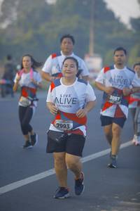 BIB: 3057, 7993
                            <button type="button" onclick="openModal(6435778)" class="btn btn-primary btn-sm float-right btn-popup" data-toggle="modal" data-target=".modal-high-quality">
                        <i class="fas fa-shopping-cart"></i> Add to Cart
                    </button>
                                            <button type="button" onclick="isThisMe(6435778, true)" class="btn btn-success btn-sm float-right btn-popup btn-isme hidden" data-toggle="tooltip" data-placement="bottom" title="นี่คือรูปของคุณใช่ไหม คลิกที่นี่เพื่อเอาเข้าอัลบั้ม">
                        <i class="fas fa-plus"></i> Add to album
                    </button>
                    <button type="button" onclick="isThisMe(6435778, false)" class="btn btn-warning btn-sm float-right btn-popup btn-isnotme hidden">
                        <i class="fas fa-ban"></i> Remove from album
                    </button>