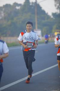 BIB: 6228
                            <button type="button" onclick="openModal(6432046)" class="btn btn-primary btn-sm float-right btn-popup" data-toggle="modal" data-target=".modal-high-quality">
                        <i class="fas fa-shopping-cart"></i> Add to Cart
                    </button>
                                            <button type="button" onclick="isThisMe(6432046, true)" class="btn btn-success btn-sm float-right btn-popup btn-isme hidden" data-toggle="tooltip" data-placement="bottom" title="นี่คือรูปของคุณใช่ไหม คลิกที่นี่เพื่อเอาเข้าอัลบั้ม">
                        <i class="fas fa-plus"></i> Add to album
                    </button>
                    <button type="button" onclick="isThisMe(6432046, false)" class="btn btn-warning btn-sm float-right btn-popup btn-isnotme hidden">
                        <i class="fas fa-ban"></i> Remove from album
                    </button>