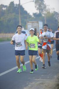 BIB: 7739, 6660, 6630
                            <button type="button" onclick="openModal(6432741)" class="btn btn-primary btn-sm float-right btn-popup" data-toggle="modal" data-target=".modal-high-quality">
                        <i class="fas fa-shopping-cart"></i> Add to Cart
                    </button>
                                            <button type="button" onclick="isThisMe(6432741, true)" class="btn btn-success btn-sm float-right btn-popup btn-isme hidden" data-toggle="tooltip" data-placement="bottom" title="นี่คือรูปของคุณใช่ไหม คลิกที่นี่เพื่อเอาเข้าอัลบั้ม">
                        <i class="fas fa-plus"></i> Add to album
                    </button>
                    <button type="button" onclick="isThisMe(6432741, false)" class="btn btn-warning btn-sm float-right btn-popup btn-isnotme hidden">
                        <i class="fas fa-ban"></i> Remove from album
                    </button>