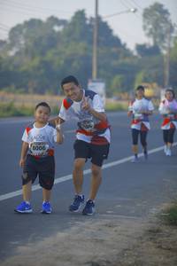 BIB: 8006
                            <button type="button" onclick="openModal(6442396)" class="btn btn-primary btn-sm float-right btn-popup" data-toggle="modal" data-target=".modal-high-quality">
                        <i class="fas fa-shopping-cart"></i> Add to Cart
                    </button>
                                            <button type="button" onclick="isThisMe(6442396, true)" class="btn btn-success btn-sm float-right btn-popup btn-isme hidden" data-toggle="tooltip" data-placement="bottom" title="นี่คือรูปของคุณใช่ไหม คลิกที่นี่เพื่อเอาเข้าอัลบั้ม">
                        <i class="fas fa-plus"></i> Add to album
                    </button>
                    <button type="button" onclick="isThisMe(6442396, false)" class="btn btn-warning btn-sm float-right btn-popup btn-isnotme hidden">
                        <i class="fas fa-ban"></i> Remove from album
                    </button>