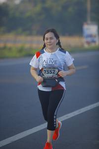 BIB: 7352
                            <button type="button" onclick="openModal(6441824)" class="btn btn-primary btn-sm float-right btn-popup" data-toggle="modal" data-target=".modal-high-quality">
                        <i class="fas fa-shopping-cart"></i> Add to Cart
                    </button>
                                            <button type="button" onclick="isThisMe(6441824, true)" class="btn btn-success btn-sm float-right btn-popup btn-isme hidden" data-toggle="tooltip" data-placement="bottom" title="นี่คือรูปของคุณใช่ไหม คลิกที่นี่เพื่อเอาเข้าอัลบั้ม">
                        <i class="fas fa-plus"></i> Add to album
                    </button>
                    <button type="button" onclick="isThisMe(6441824, false)" class="btn btn-warning btn-sm float-right btn-popup btn-isnotme hidden">
                        <i class="fas fa-ban"></i> Remove from album
                    </button>