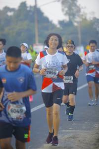 BIB: 7896, 6645, 6049
                            <button type="button" onclick="openModal(6432830)" class="btn btn-primary btn-sm float-right btn-popup" data-toggle="modal" data-target=".modal-high-quality">
                        <i class="fas fa-shopping-cart"></i> Add to Cart
                    </button>
                                            <button type="button" onclick="isThisMe(6432830, true)" class="btn btn-success btn-sm float-right btn-popup btn-isme hidden" data-toggle="tooltip" data-placement="bottom" title="นี่คือรูปของคุณใช่ไหม คลิกที่นี่เพื่อเอาเข้าอัลบั้ม">
                        <i class="fas fa-plus"></i> Add to album
                    </button>
                    <button type="button" onclick="isThisMe(6432830, false)" class="btn btn-warning btn-sm float-right btn-popup btn-isnotme hidden">
                        <i class="fas fa-ban"></i> Remove from album
                    </button>