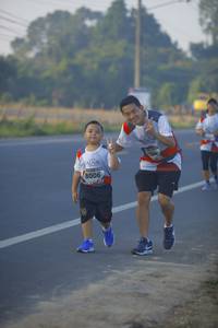 BIB: 8006
                            <button type="button" onclick="openModal(6442394)" class="btn btn-primary btn-sm float-right btn-popup" data-toggle="modal" data-target=".modal-high-quality">
                        <i class="fas fa-shopping-cart"></i> Add to Cart
                    </button>
                                            <button type="button" onclick="isThisMe(6442394, true)" class="btn btn-success btn-sm float-right btn-popup btn-isme hidden" data-toggle="tooltip" data-placement="bottom" title="นี่คือรูปของคุณใช่ไหม คลิกที่นี่เพื่อเอาเข้าอัลบั้ม">
                        <i class="fas fa-plus"></i> Add to album
                    </button>
                    <button type="button" onclick="isThisMe(6442394, false)" class="btn btn-warning btn-sm float-right btn-popup btn-isnotme hidden">
                        <i class="fas fa-ban"></i> Remove from album
                    </button>