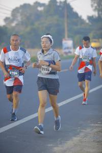 BIB: 919, 7175, 3764
                            <button type="button" onclick="openModal(6432584)" class="btn btn-primary btn-sm float-right btn-popup" data-toggle="modal" data-target=".modal-high-quality">
                        <i class="fas fa-shopping-cart"></i> Add to Cart
                    </button>
                                            <button type="button" onclick="isThisMe(6432584, true)" class="btn btn-success btn-sm float-right btn-popup btn-isme hidden" data-toggle="tooltip" data-placement="bottom" title="นี่คือรูปของคุณใช่ไหม คลิกที่นี่เพื่อเอาเข้าอัลบั้ม">
                        <i class="fas fa-plus"></i> Add to album
                    </button>
                    <button type="button" onclick="isThisMe(6432584, false)" class="btn btn-warning btn-sm float-right btn-popup btn-isnotme hidden">
                        <i class="fas fa-ban"></i> Remove from album
                    </button>