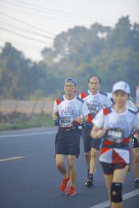 BIB: 700, 6034, 3848
                            <button type="button" onclick="openModal(6433285)" class="btn btn-primary btn-sm float-right btn-popup" data-toggle="modal" data-target=".modal-high-quality">
                        <i class="fas fa-shopping-cart"></i> Add to Cart
                    </button>
                                            <button type="button" onclick="isThisMe(6433285, true)" class="btn btn-success btn-sm float-right btn-popup btn-isme hidden" data-toggle="tooltip" data-placement="bottom" title="นี่คือรูปของคุณใช่ไหม คลิกที่นี่เพื่อเอาเข้าอัลบั้ม">
                        <i class="fas fa-plus"></i> Add to album
                    </button>
                    <button type="button" onclick="isThisMe(6433285, false)" class="btn btn-warning btn-sm float-right btn-popup btn-isnotme hidden">
                        <i class="fas fa-ban"></i> Remove from album
                    </button>