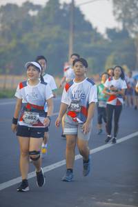 BIB: 3796, 7882
                            <button type="button" onclick="openModal(6434928)" class="btn btn-primary btn-sm float-right btn-popup" data-toggle="modal" data-target=".modal-high-quality">
                        <i class="fas fa-shopping-cart"></i> Add to Cart
                    </button>
                                            <button type="button" onclick="isThisMe(6434928, true)" class="btn btn-success btn-sm float-right btn-popup btn-isme hidden" data-toggle="tooltip" data-placement="bottom" title="นี่คือรูปของคุณใช่ไหม คลิกที่นี่เพื่อเอาเข้าอัลบั้ม">
                        <i class="fas fa-plus"></i> Add to album
                    </button>
                    <button type="button" onclick="isThisMe(6434928, false)" class="btn btn-warning btn-sm float-right btn-popup btn-isnotme hidden">
                        <i class="fas fa-ban"></i> Remove from album
                    </button>