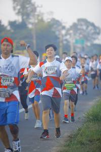 BIB: 7771, 104, 7712, 6371
                            <button type="button" onclick="openModal(6433810)" class="btn btn-primary btn-sm float-right btn-popup" data-toggle="modal" data-target=".modal-high-quality">
                        <i class="fas fa-shopping-cart"></i> Add to Cart
                    </button>
                                            <button type="button" onclick="isThisMe(6433810, true)" class="btn btn-success btn-sm float-right btn-popup btn-isme hidden" data-toggle="tooltip" data-placement="bottom" title="นี่คือรูปของคุณใช่ไหม คลิกที่นี่เพื่อเอาเข้าอัลบั้ม">
                        <i class="fas fa-plus"></i> Add to album
                    </button>
                    <button type="button" onclick="isThisMe(6433810, false)" class="btn btn-warning btn-sm float-right btn-popup btn-isnotme hidden">
                        <i class="fas fa-ban"></i> Remove from album
                    </button>