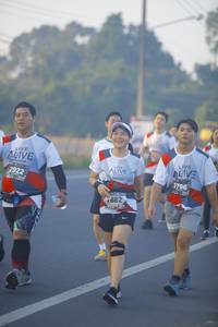 BIB: 2922, 3796, 882
                            <button type="button" onclick="openModal(6434926)" class="btn btn-primary btn-sm float-right btn-popup" data-toggle="modal" data-target=".modal-high-quality">
                        <i class="fas fa-shopping-cart"></i> Add to Cart
                    </button>
                                            <button type="button" onclick="isThisMe(6434926, true)" class="btn btn-success btn-sm float-right btn-popup btn-isme hidden" data-toggle="tooltip" data-placement="bottom" title="นี่คือรูปของคุณใช่ไหม คลิกที่นี่เพื่อเอาเข้าอัลบั้ม">
                        <i class="fas fa-plus"></i> Add to album
                    </button>
                    <button type="button" onclick="isThisMe(6434926, false)" class="btn btn-warning btn-sm float-right btn-popup btn-isnotme hidden">
                        <i class="fas fa-ban"></i> Remove from album
                    </button>