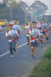 BIB: 7551, 7682
                            <button type="button" onclick="openModal(6432540)" class="btn btn-primary btn-sm float-right btn-popup" data-toggle="modal" data-target=".modal-high-quality">
                        <i class="fas fa-shopping-cart"></i> Add to Cart
                    </button>
                                            <button type="button" onclick="isThisMe(6432540, true)" class="btn btn-success btn-sm float-right btn-popup btn-isme hidden" data-toggle="tooltip" data-placement="bottom" title="นี่คือรูปของคุณใช่ไหม คลิกที่นี่เพื่อเอาเข้าอัลบั้ม">
                        <i class="fas fa-plus"></i> Add to album
                    </button>
                    <button type="button" onclick="isThisMe(6432540, false)" class="btn btn-warning btn-sm float-right btn-popup btn-isnotme hidden">
                        <i class="fas fa-ban"></i> Remove from album
                    </button>