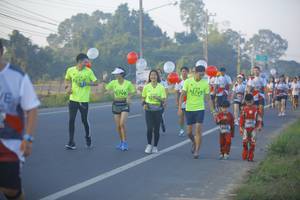 BIB: 001, 8005
                            <button type="button" onclick="openModal(6439732)" class="btn btn-primary btn-sm float-right btn-popup" data-toggle="modal" data-target=".modal-high-quality">
                        <i class="fas fa-shopping-cart"></i> Add to Cart
                    </button>
                                            <button type="button" onclick="isThisMe(6439732, true)" class="btn btn-success btn-sm float-right btn-popup btn-isme hidden" data-toggle="tooltip" data-placement="bottom" title="นี่คือรูปของคุณใช่ไหม คลิกที่นี่เพื่อเอาเข้าอัลบั้ม">
                        <i class="fas fa-plus"></i> Add to album
                    </button>
                    <button type="button" onclick="isThisMe(6439732, false)" class="btn btn-warning btn-sm float-right btn-popup btn-isnotme hidden">
                        <i class="fas fa-ban"></i> Remove from album
                    </button>