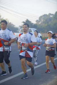 BIB: 5807, 3057, 3802
                            <button type="button" onclick="openModal(6435882)" class="btn btn-primary btn-sm float-right btn-popup" data-toggle="modal" data-target=".modal-high-quality">
                        <i class="fas fa-shopping-cart"></i> Add to Cart
                    </button>
                                            <button type="button" onclick="isThisMe(6435882, true)" class="btn btn-success btn-sm float-right btn-popup btn-isme hidden" data-toggle="tooltip" data-placement="bottom" title="นี่คือรูปของคุณใช่ไหม คลิกที่นี่เพื่อเอาเข้าอัลบั้ม">
                        <i class="fas fa-plus"></i> Add to album
                    </button>
                    <button type="button" onclick="isThisMe(6435882, false)" class="btn btn-warning btn-sm float-right btn-popup btn-isnotme hidden">
                        <i class="fas fa-ban"></i> Remove from album
                    </button>