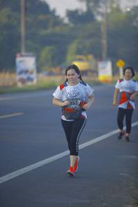 BIB: 352
                            <button type="button" onclick="openModal(6441812)" class="btn btn-primary btn-sm float-right btn-popup" data-toggle="modal" data-target=".modal-high-quality">
                        <i class="fas fa-shopping-cart"></i> Add to Cart
                    </button>
                                            <button type="button" onclick="isThisMe(6441812, true)" class="btn btn-success btn-sm float-right btn-popup btn-isme hidden" data-toggle="tooltip" data-placement="bottom" title="นี่คือรูปของคุณใช่ไหม คลิกที่นี่เพื่อเอาเข้าอัลบั้ม">
                        <i class="fas fa-plus"></i> Add to album
                    </button>
                    <button type="button" onclick="isThisMe(6441812, false)" class="btn btn-warning btn-sm float-right btn-popup btn-isnotme hidden">
                        <i class="fas fa-ban"></i> Remove from album
                    </button>