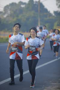 BIB: 3105, 2884
                            <button type="button" onclick="openModal(6439472)" class="btn btn-primary btn-sm float-right btn-popup" data-toggle="modal" data-target=".modal-high-quality">
                        <i class="fas fa-shopping-cart"></i> Add to Cart
                    </button>
                                            <button type="button" onclick="isThisMe(6439472, true)" class="btn btn-success btn-sm float-right btn-popup btn-isme hidden" data-toggle="tooltip" data-placement="bottom" title="นี่คือรูปของคุณใช่ไหม คลิกที่นี่เพื่อเอาเข้าอัลบั้ม">
                        <i class="fas fa-plus"></i> Add to album
                    </button>
                    <button type="button" onclick="isThisMe(6439472, false)" class="btn btn-warning btn-sm float-right btn-popup btn-isnotme hidden">
                        <i class="fas fa-ban"></i> Remove from album
                    </button>