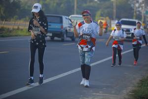 BIB: 6910, 3772
                            <button type="button" onclick="openModal(6442053)" class="btn btn-primary btn-sm float-right btn-popup" data-toggle="modal" data-target=".modal-high-quality">
                        <i class="fas fa-shopping-cart"></i> Add to Cart
                    </button>
                                            <button type="button" onclick="isThisMe(6442053, true)" class="btn btn-success btn-sm float-right btn-popup btn-isme hidden" data-toggle="tooltip" data-placement="bottom" title="นี่คือรูปของคุณใช่ไหม คลิกที่นี่เพื่อเอาเข้าอัลบั้ม">
                        <i class="fas fa-plus"></i> Add to album
                    </button>
                    <button type="button" onclick="isThisMe(6442053, false)" class="btn btn-warning btn-sm float-right btn-popup btn-isnotme hidden">
                        <i class="fas fa-ban"></i> Remove from album
                    </button>