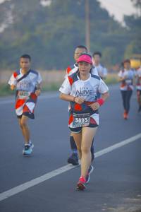 BIB: 3893
                            <button type="button" onclick="openModal(6431032)" class="btn btn-primary btn-sm float-right btn-popup" data-toggle="modal" data-target=".modal-high-quality">
                        <i class="fas fa-shopping-cart"></i> Add to Cart
                    </button>
                                            <button type="button" onclick="isThisMe(6431032, true)" class="btn btn-success btn-sm float-right btn-popup btn-isme hidden" data-toggle="tooltip" data-placement="bottom" title="นี่คือรูปของคุณใช่ไหม คลิกที่นี่เพื่อเอาเข้าอัลบั้ม">
                        <i class="fas fa-plus"></i> Add to album
                    </button>
                    <button type="button" onclick="isThisMe(6431032, false)" class="btn btn-warning btn-sm float-right btn-popup btn-isnotme hidden">
                        <i class="fas fa-ban"></i> Remove from album
                    </button>