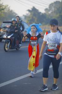 BIB: 3876, 7946
                            <button type="button" onclick="openModal(6440498)" class="btn btn-primary btn-sm float-right btn-popup" data-toggle="modal" data-target=".modal-high-quality">
                        <i class="fas fa-shopping-cart"></i> Add to Cart
                    </button>
                                            <button type="button" onclick="isThisMe(6440498, true)" class="btn btn-success btn-sm float-right btn-popup btn-isme hidden" data-toggle="tooltip" data-placement="bottom" title="นี่คือรูปของคุณใช่ไหม คลิกที่นี่เพื่อเอาเข้าอัลบั้ม">
                        <i class="fas fa-plus"></i> Add to album
                    </button>
                    <button type="button" onclick="isThisMe(6440498, false)" class="btn btn-warning btn-sm float-right btn-popup btn-isnotme hidden">
                        <i class="fas fa-ban"></i> Remove from album
                    </button>