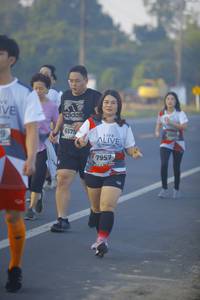 BIB: 6375, 7957
                            <button type="button" onclick="openModal(6437719)" class="btn btn-primary btn-sm float-right btn-popup" data-toggle="modal" data-target=".modal-high-quality">
                        <i class="fas fa-shopping-cart"></i> Add to Cart
                    </button>
                                            <button type="button" onclick="isThisMe(6437719, true)" class="btn btn-success btn-sm float-right btn-popup btn-isme hidden" data-toggle="tooltip" data-placement="bottom" title="นี่คือรูปของคุณใช่ไหม คลิกที่นี่เพื่อเอาเข้าอัลบั้ม">
                        <i class="fas fa-plus"></i> Add to album
                    </button>
                    <button type="button" onclick="isThisMe(6437719, false)" class="btn btn-warning btn-sm float-right btn-popup btn-isnotme hidden">
                        <i class="fas fa-ban"></i> Remove from album
                    </button>