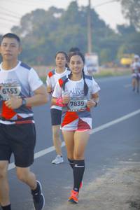 BIB: 6353, 7839
                            <button type="button" onclick="openModal(6432663)" class="btn btn-primary btn-sm float-right btn-popup" data-toggle="modal" data-target=".modal-high-quality">
                        <i class="fas fa-shopping-cart"></i> Add to Cart
                    </button>
                                            <button type="button" onclick="isThisMe(6432663, true)" class="btn btn-success btn-sm float-right btn-popup btn-isme hidden" data-toggle="tooltip" data-placement="bottom" title="นี่คือรูปของคุณใช่ไหม คลิกที่นี่เพื่อเอาเข้าอัลบั้ม">
                        <i class="fas fa-plus"></i> Add to album
                    </button>
                    <button type="button" onclick="isThisMe(6432663, false)" class="btn btn-warning btn-sm float-right btn-popup btn-isnotme hidden">
                        <i class="fas fa-ban"></i> Remove from album
                    </button>