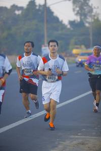 BIB: 7940, 7048, 6929
                            <button type="button" onclick="openModal(6429657)" class="btn btn-primary btn-sm float-right btn-popup" data-toggle="modal" data-target=".modal-high-quality">
                        <i class="fas fa-shopping-cart"></i> Add to Cart
                    </button>
                                            <button type="button" onclick="isThisMe(6429657, true)" class="btn btn-success btn-sm float-right btn-popup btn-isme hidden" data-toggle="tooltip" data-placement="bottom" title="นี่คือรูปของคุณใช่ไหม คลิกที่นี่เพื่อเอาเข้าอัลบั้ม">
                        <i class="fas fa-plus"></i> Add to album
                    </button>
                    <button type="button" onclick="isThisMe(6429657, false)" class="btn btn-warning btn-sm float-right btn-popup btn-isnotme hidden">
                        <i class="fas fa-ban"></i> Remove from album
                    </button>