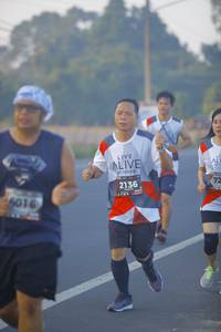 BIB: 2136, 6016
                            <button type="button" onclick="openModal(6432410)" class="btn btn-primary btn-sm float-right btn-popup" data-toggle="modal" data-target=".modal-high-quality">
                        <i class="fas fa-shopping-cart"></i> Add to Cart
                    </button>
                                            <button type="button" onclick="isThisMe(6432410, true)" class="btn btn-success btn-sm float-right btn-popup btn-isme hidden" data-toggle="tooltip" data-placement="bottom" title="นี่คือรูปของคุณใช่ไหม คลิกที่นี่เพื่อเอาเข้าอัลบั้ม">
                        <i class="fas fa-plus"></i> Add to album
                    </button>
                    <button type="button" onclick="isThisMe(6432410, false)" class="btn btn-warning btn-sm float-right btn-popup btn-isnotme hidden">
                        <i class="fas fa-ban"></i> Remove from album
                    </button>