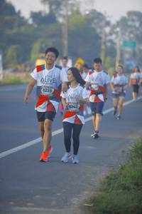 BIB: 6239, 6342
                            <button type="button" onclick="openModal(6440910)" class="btn btn-primary btn-sm float-right btn-popup" data-toggle="modal" data-target=".modal-high-quality">
                        <i class="fas fa-shopping-cart"></i> Add to Cart
                    </button>
                                            <button type="button" onclick="isThisMe(6440910, true)" class="btn btn-success btn-sm float-right btn-popup btn-isme hidden" data-toggle="tooltip" data-placement="bottom" title="นี่คือรูปของคุณใช่ไหม คลิกที่นี่เพื่อเอาเข้าอัลบั้ม">
                        <i class="fas fa-plus"></i> Add to album
                    </button>
                    <button type="button" onclick="isThisMe(6440910, false)" class="btn btn-warning btn-sm float-right btn-popup btn-isnotme hidden">
                        <i class="fas fa-ban"></i> Remove from album
                    </button>