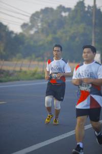 BIB: 375, 6257
                            <button type="button" onclick="openModal(6438853)" class="btn btn-primary btn-sm float-right btn-popup" data-toggle="modal" data-target=".modal-high-quality">
                        <i class="fas fa-shopping-cart"></i> Add to Cart
                    </button>
                                            <button type="button" onclick="isThisMe(6438853, true)" class="btn btn-success btn-sm float-right btn-popup btn-isme hidden" data-toggle="tooltip" data-placement="bottom" title="นี่คือรูปของคุณใช่ไหม คลิกที่นี่เพื่อเอาเข้าอัลบั้ม">
                        <i class="fas fa-plus"></i> Add to album
                    </button>
                    <button type="button" onclick="isThisMe(6438853, false)" class="btn btn-warning btn-sm float-right btn-popup btn-isnotme hidden">
                        <i class="fas fa-ban"></i> Remove from album
                    </button>