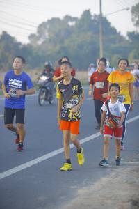 BIB: 702, 6913, 6555
                            <button type="button" onclick="openModal(6433016)" class="btn btn-primary btn-sm float-right btn-popup" data-toggle="modal" data-target=".modal-high-quality">
                        <i class="fas fa-shopping-cart"></i> Add to Cart
                    </button>
                                            <button type="button" onclick="isThisMe(6433016, true)" class="btn btn-success btn-sm float-right btn-popup btn-isme hidden" data-toggle="tooltip" data-placement="bottom" title="นี่คือรูปของคุณใช่ไหม คลิกที่นี่เพื่อเอาเข้าอัลบั้ม">
                        <i class="fas fa-plus"></i> Add to album
                    </button>
                    <button type="button" onclick="isThisMe(6433016, false)" class="btn btn-warning btn-sm float-right btn-popup btn-isnotme hidden">
                        <i class="fas fa-ban"></i> Remove from album
                    </button>