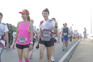 BIB: 7252, 645, 7377
                            <button type="button" onclick="openModal(6387433)" class="btn btn-primary btn-sm float-right btn-popup" data-toggle="modal" data-target=".modal-high-quality">
                        <i class="fas fa-shopping-cart"></i> Add to Cart
                    </button>
                                            <button type="button" onclick="isThisMe(6387433, true)" class="btn btn-success btn-sm float-right btn-popup btn-isme hidden" data-toggle="tooltip" data-placement="bottom" title="นี่คือรูปของคุณใช่ไหม คลิกที่นี่เพื่อเอาเข้าอัลบั้ม">
                        <i class="fas fa-plus"></i> Add to album
                    </button>
                    <button type="button" onclick="isThisMe(6387433, false)" class="btn btn-warning btn-sm float-right btn-popup btn-isnotme hidden">
                        <i class="fas fa-ban"></i> Remove from album
                    </button>