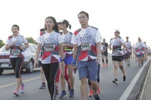 BIB: 7248, 6985, 7284
                            <button type="button" onclick="openModal(6385036)" class="btn btn-primary btn-sm float-right btn-popup" data-toggle="modal" data-target=".modal-high-quality">
                        <i class="fas fa-shopping-cart"></i> Add to Cart
                    </button>
                                            <button type="button" onclick="isThisMe(6385036, true)" class="btn btn-success btn-sm float-right btn-popup btn-isme hidden" data-toggle="tooltip" data-placement="bottom" title="นี่คือรูปของคุณใช่ไหม คลิกที่นี่เพื่อเอาเข้าอัลบั้ม">
                        <i class="fas fa-plus"></i> Add to album
                    </button>
                    <button type="button" onclick="isThisMe(6385036, false)" class="btn btn-warning btn-sm float-right btn-popup btn-isnotme hidden">
                        <i class="fas fa-ban"></i> Remove from album
                    </button>