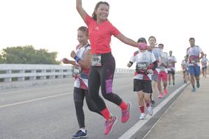 BIB: 7389, 3843, 896
                            <button type="button" onclick="openModal(6383084)" class="btn btn-primary btn-sm float-right btn-popup" data-toggle="modal" data-target=".modal-high-quality">
                        <i class="fas fa-shopping-cart"></i> Add to Cart
                    </button>
                                            <button type="button" onclick="isThisMe(6383084, true)" class="btn btn-success btn-sm float-right btn-popup btn-isme hidden" data-toggle="tooltip" data-placement="bottom" title="นี่คือรูปของคุณใช่ไหม คลิกที่นี่เพื่อเอาเข้าอัลบั้ม">
                        <i class="fas fa-plus"></i> Add to album
                    </button>
                    <button type="button" onclick="isThisMe(6383084, false)" class="btn btn-warning btn-sm float-right btn-popup btn-isnotme hidden">
                        <i class="fas fa-ban"></i> Remove from album
                    </button>