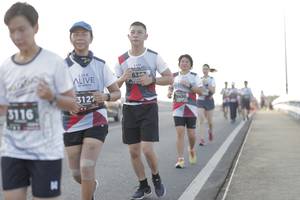 BIB: 633, 3127, 6496, 3116
                            <button type="button" onclick="openModal(6384167)" class="btn btn-primary btn-sm float-right btn-popup" data-toggle="modal" data-target=".modal-high-quality">
                        <i class="fas fa-shopping-cart"></i> Add to Cart
                    </button>
                                            <button type="button" onclick="isThisMe(6384167, true)" class="btn btn-success btn-sm float-right btn-popup btn-isme hidden" data-toggle="tooltip" data-placement="bottom" title="นี่คือรูปของคุณใช่ไหม คลิกที่นี่เพื่อเอาเข้าอัลบั้ม">
                        <i class="fas fa-plus"></i> Add to album
                    </button>
                    <button type="button" onclick="isThisMe(6384167, false)" class="btn btn-warning btn-sm float-right btn-popup btn-isnotme hidden">
                        <i class="fas fa-ban"></i> Remove from album
                    </button>