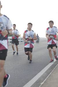 BIB: 2854, 990
                            <button type="button" onclick="openModal(6381890)" class="btn btn-primary btn-sm float-right btn-popup" data-toggle="modal" data-target=".modal-high-quality">
                        <i class="fas fa-shopping-cart"></i> Add to Cart
                    </button>
                                            <button type="button" onclick="isThisMe(6381890, true)" class="btn btn-success btn-sm float-right btn-popup btn-isme hidden" data-toggle="tooltip" data-placement="bottom" title="นี่คือรูปของคุณใช่ไหม คลิกที่นี่เพื่อเอาเข้าอัลบั้ม">
                        <i class="fas fa-plus"></i> Add to album
                    </button>
                    <button type="button" onclick="isThisMe(6381890, false)" class="btn btn-warning btn-sm float-right btn-popup btn-isnotme hidden">
                        <i class="fas fa-ban"></i> Remove from album
                    </button>