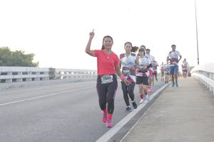 BIB: 3896, 7989
                            <button type="button" onclick="openModal(6382271)" class="btn btn-primary btn-sm float-right btn-popup" data-toggle="modal" data-target=".modal-high-quality">
                        <i class="fas fa-shopping-cart"></i> Add to Cart
                    </button>
                                            <button type="button" onclick="isThisMe(6382271, true)" class="btn btn-success btn-sm float-right btn-popup btn-isme hidden" data-toggle="tooltip" data-placement="bottom" title="นี่คือรูปของคุณใช่ไหม คลิกที่นี่เพื่อเอาเข้าอัลบั้ม">
                        <i class="fas fa-plus"></i> Add to album
                    </button>
                    <button type="button" onclick="isThisMe(6382271, false)" class="btn btn-warning btn-sm float-right btn-popup btn-isnotme hidden">
                        <i class="fas fa-ban"></i> Remove from album
                    </button>