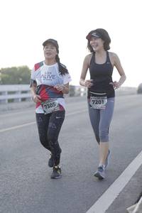 BIB: 7201, 7305
                            <button type="button" onclick="openModal(6377930)" class="btn btn-primary btn-sm float-right btn-popup" data-toggle="modal" data-target=".modal-high-quality">
                        <i class="fas fa-shopping-cart"></i> Add to Cart
                    </button>
                                            <button type="button" onclick="isThisMe(6377930, true)" class="btn btn-success btn-sm float-right btn-popup btn-isme hidden" data-toggle="tooltip" data-placement="bottom" title="นี่คือรูปของคุณใช่ไหม คลิกที่นี่เพื่อเอาเข้าอัลบั้ม">
                        <i class="fas fa-plus"></i> Add to album
                    </button>
                    <button type="button" onclick="isThisMe(6377930, false)" class="btn btn-warning btn-sm float-right btn-popup btn-isnotme hidden">
                        <i class="fas fa-ban"></i> Remove from album
                    </button>