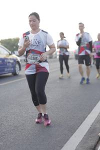 BIB: 4855
                            <button type="button" onclick="openModal(6387591)" class="btn btn-primary btn-sm float-right btn-popup" data-toggle="modal" data-target=".modal-high-quality">
                        <i class="fas fa-shopping-cart"></i> Add to Cart
                    </button>
                                            <button type="button" onclick="isThisMe(6387591, true)" class="btn btn-success btn-sm float-right btn-popup btn-isme hidden" data-toggle="tooltip" data-placement="bottom" title="นี่คือรูปของคุณใช่ไหม คลิกที่นี่เพื่อเอาเข้าอัลบั้ม">
                        <i class="fas fa-plus"></i> Add to album
                    </button>
                    <button type="button" onclick="isThisMe(6387591, false)" class="btn btn-warning btn-sm float-right btn-popup btn-isnotme hidden">
                        <i class="fas fa-ban"></i> Remove from album
                    </button>