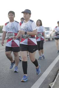 BIB: 6206, 2204
                            <button type="button" onclick="openModal(6377910)" class="btn btn-primary btn-sm float-right btn-popup" data-toggle="modal" data-target=".modal-high-quality">
                        <i class="fas fa-shopping-cart"></i> Add to Cart
                    </button>
                                            <button type="button" onclick="isThisMe(6377910, true)" class="btn btn-success btn-sm float-right btn-popup btn-isme hidden" data-toggle="tooltip" data-placement="bottom" title="นี่คือรูปของคุณใช่ไหม คลิกที่นี่เพื่อเอาเข้าอัลบั้ม">
                        <i class="fas fa-plus"></i> Add to album
                    </button>
                    <button type="button" onclick="isThisMe(6377910, false)" class="btn btn-warning btn-sm float-right btn-popup btn-isnotme hidden">
                        <i class="fas fa-ban"></i> Remove from album
                    </button>