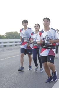 BIB: 302, 6029, 6002
                            <button type="button" onclick="openModal(6377822)" class="btn btn-primary btn-sm float-right btn-popup" data-toggle="modal" data-target=".modal-high-quality">
                        <i class="fas fa-shopping-cart"></i> Add to Cart
                    </button>
                                            <button type="button" onclick="isThisMe(6377822, true)" class="btn btn-success btn-sm float-right btn-popup btn-isme hidden" data-toggle="tooltip" data-placement="bottom" title="นี่คือรูปของคุณใช่ไหม คลิกที่นี่เพื่อเอาเข้าอัลบั้ม">
                        <i class="fas fa-plus"></i> Add to album
                    </button>
                    <button type="button" onclick="isThisMe(6377822, false)" class="btn btn-warning btn-sm float-right btn-popup btn-isnotme hidden">
                        <i class="fas fa-ban"></i> Remove from album
                    </button>