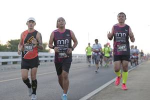 BIB: 3635, 2087, 2084
                            <button type="button" onclick="openModal(6380977)" class="btn btn-primary btn-sm float-right btn-popup" data-toggle="modal" data-target=".modal-high-quality">
                        <i class="fas fa-shopping-cart"></i> Add to Cart
                    </button>
                                            <button type="button" onclick="isThisMe(6380977, true)" class="btn btn-success btn-sm float-right btn-popup btn-isme hidden" data-toggle="tooltip" data-placement="bottom" title="นี่คือรูปของคุณใช่ไหม คลิกที่นี่เพื่อเอาเข้าอัลบั้ม">
                        <i class="fas fa-plus"></i> Add to album
                    </button>
                    <button type="button" onclick="isThisMe(6380977, false)" class="btn btn-warning btn-sm float-right btn-popup btn-isnotme hidden">
                        <i class="fas fa-ban"></i> Remove from album
                    </button>