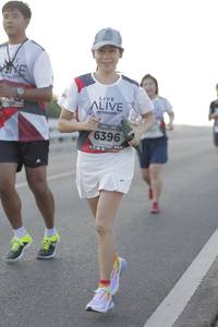 BIB: 6396
                            <button type="button" onclick="openModal(6384911)" class="btn btn-primary btn-sm float-right btn-popup" data-toggle="modal" data-target=".modal-high-quality">
                        <i class="fas fa-shopping-cart"></i> Add to Cart
                    </button>
                                            <button type="button" onclick="isThisMe(6384911, true)" class="btn btn-success btn-sm float-right btn-popup btn-isme hidden" data-toggle="tooltip" data-placement="bottom" title="นี่คือรูปของคุณใช่ไหม คลิกที่นี่เพื่อเอาเข้าอัลบั้ม">
                        <i class="fas fa-plus"></i> Add to album
                    </button>
                    <button type="button" onclick="isThisMe(6384911, false)" class="btn btn-warning btn-sm float-right btn-popup btn-isnotme hidden">
                        <i class="fas fa-ban"></i> Remove from album
                    </button>