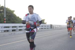 BIB: 2922
                            <button type="button" onclick="openModal(6384931)" class="btn btn-primary btn-sm float-right btn-popup" data-toggle="modal" data-target=".modal-high-quality">
                        <i class="fas fa-shopping-cart"></i> Add to Cart
                    </button>
                                            <button type="button" onclick="isThisMe(6384931, true)" class="btn btn-success btn-sm float-right btn-popup btn-isme hidden" data-toggle="tooltip" data-placement="bottom" title="นี่คือรูปของคุณใช่ไหม คลิกที่นี่เพื่อเอาเข้าอัลบั้ม">
                        <i class="fas fa-plus"></i> Add to album
                    </button>
                    <button type="button" onclick="isThisMe(6384931, false)" class="btn btn-warning btn-sm float-right btn-popup btn-isnotme hidden">
                        <i class="fas fa-ban"></i> Remove from album
                    </button>