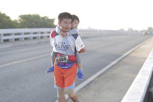 BIB: 6958
                            <button type="button" onclick="openModal(6378698)" class="btn btn-primary btn-sm float-right btn-popup" data-toggle="modal" data-target=".modal-high-quality">
                        <i class="fas fa-shopping-cart"></i> Add to Cart
                    </button>
                                            <button type="button" onclick="isThisMe(6378698, true)" class="btn btn-success btn-sm float-right btn-popup btn-isme hidden" data-toggle="tooltip" data-placement="bottom" title="นี่คือรูปของคุณใช่ไหม คลิกที่นี่เพื่อเอาเข้าอัลบั้ม">
                        <i class="fas fa-plus"></i> Add to album
                    </button>
                    <button type="button" onclick="isThisMe(6378698, false)" class="btn btn-warning btn-sm float-right btn-popup btn-isnotme hidden">
                        <i class="fas fa-ban"></i> Remove from album
                    </button>