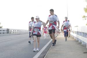 BIB: 6977, 7245
                            <button type="button" onclick="openModal(6377993)" class="btn btn-primary btn-sm float-right btn-popup" data-toggle="modal" data-target=".modal-high-quality">
                        <i class="fas fa-shopping-cart"></i> Add to Cart
                    </button>
                                            <button type="button" onclick="isThisMe(6377993, true)" class="btn btn-success btn-sm float-right btn-popup btn-isme hidden" data-toggle="tooltip" data-placement="bottom" title="นี่คือรูปของคุณใช่ไหม คลิกที่นี่เพื่อเอาเข้าอัลบั้ม">
                        <i class="fas fa-plus"></i> Add to album
                    </button>
                    <button type="button" onclick="isThisMe(6377993, false)" class="btn btn-warning btn-sm float-right btn-popup btn-isnotme hidden">
                        <i class="fas fa-ban"></i> Remove from album
                    </button>