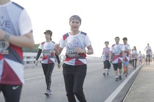 BIB: 7157, 7386
                            <button type="button" onclick="openModal(6387461)" class="btn btn-primary btn-sm float-right btn-popup" data-toggle="modal" data-target=".modal-high-quality">
                        <i class="fas fa-shopping-cart"></i> Add to Cart
                    </button>
                                            <button type="button" onclick="isThisMe(6387461, true)" class="btn btn-success btn-sm float-right btn-popup btn-isme hidden" data-toggle="tooltip" data-placement="bottom" title="นี่คือรูปของคุณใช่ไหม คลิกที่นี่เพื่อเอาเข้าอัลบั้ม">
                        <i class="fas fa-plus"></i> Add to album
                    </button>
                    <button type="button" onclick="isThisMe(6387461, false)" class="btn btn-warning btn-sm float-right btn-popup btn-isnotme hidden">
                        <i class="fas fa-ban"></i> Remove from album
                    </button>